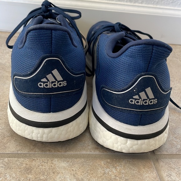 Adidas Supernova Shoes - Picture 4 of 4